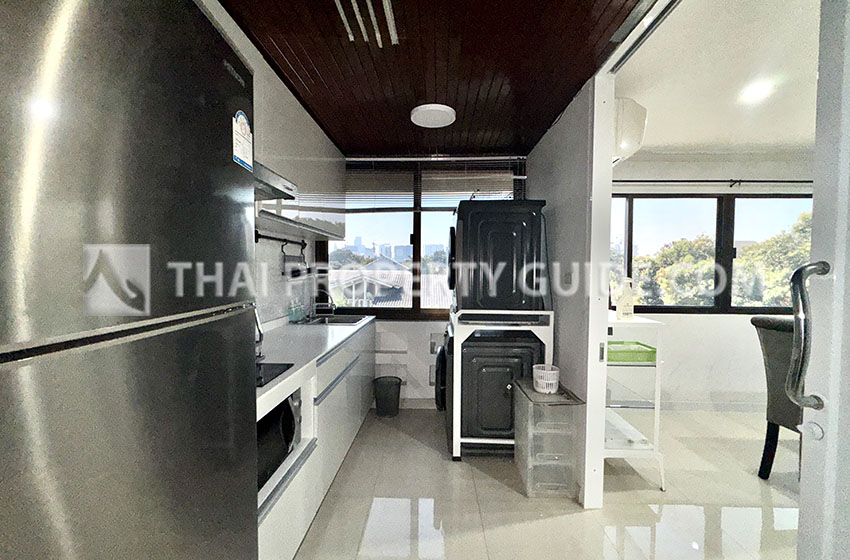 Apartment in Phaholyothin 